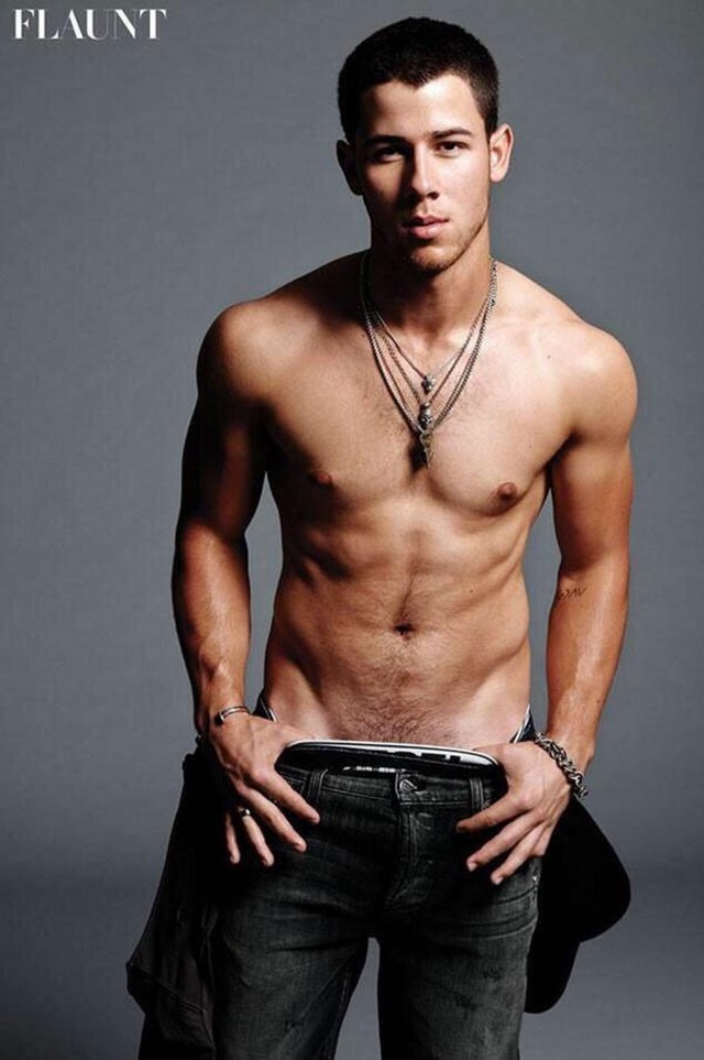 Nick Jonas Desnudo Para Flaunt Red17