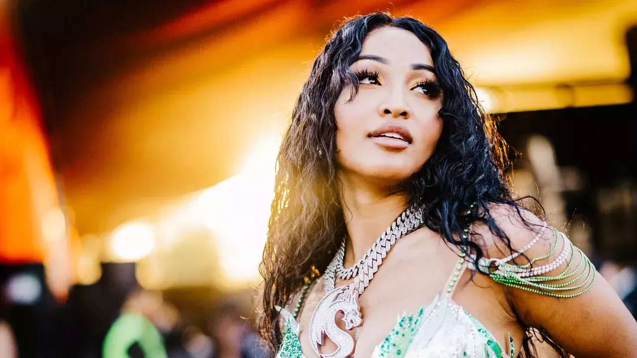 Cómo Shenseea logró su primer concierto en Coachella con Coi Leray y Tokischa