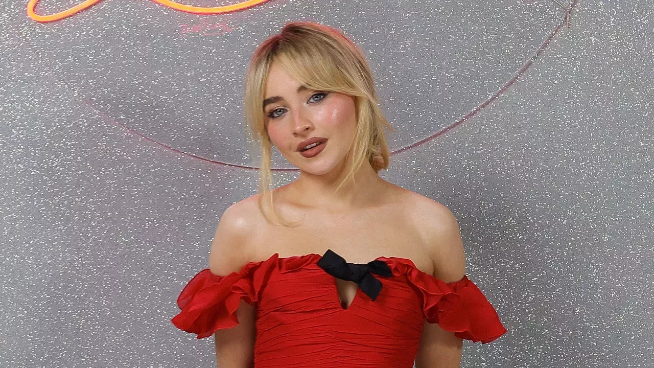 Sabrina Carpenter acaba de compartir su producto de belleza estrella