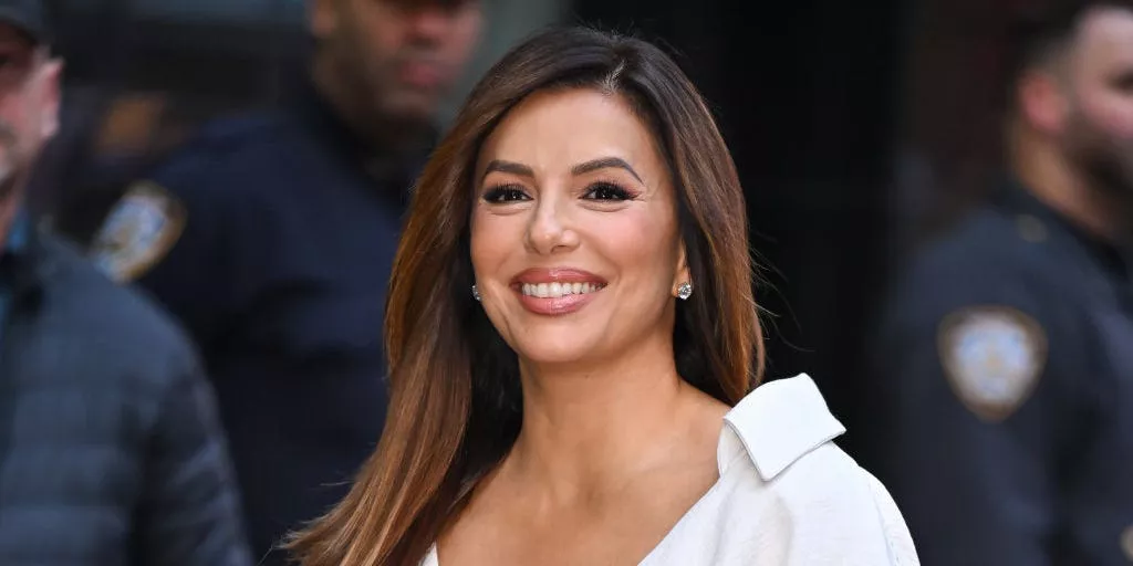 Eva Longoria, de 49 años, dice que está haciendo 