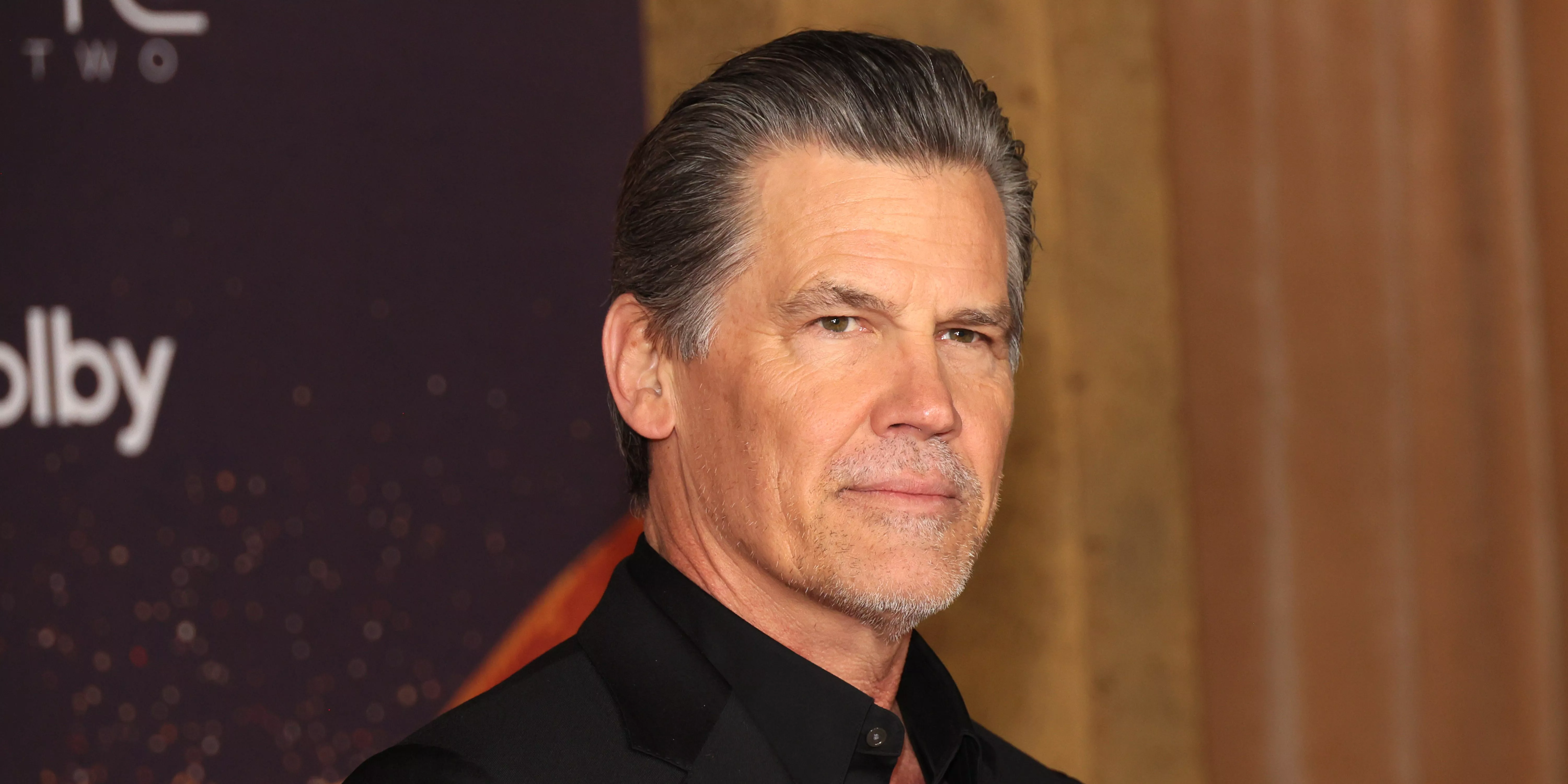 Josh Brolin dice que usa bolsitas de nicotina '24 horas al día' y duerme con ellas en la boca