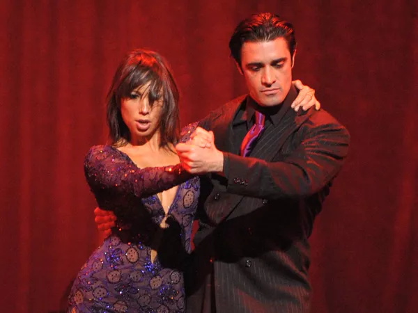 Cheryl Burke y Gilles Marini impresionaron a los jueces con su tango argentino. Getty/Kevin Winter