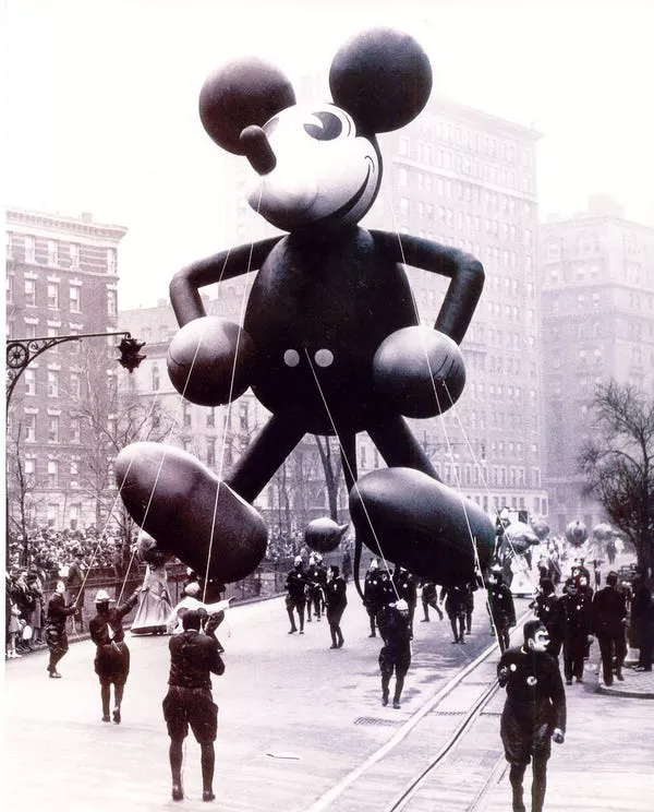 Un globo de Mickey Mouse fue presentado en 1934.