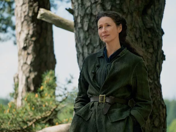 Caitríona Balfe como Claire en 'Outlander' temporada siete.