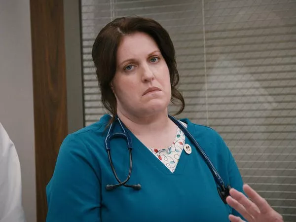 Allison Tolman en 'St. Denis Medical.'