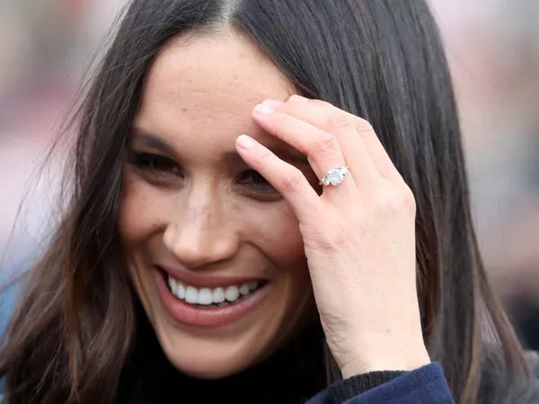 Anillo de compromiso de Meghan Markle