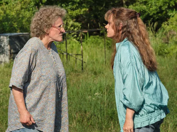 Glenn Close y Amy Adams en 'Hillbilly Elegy'.