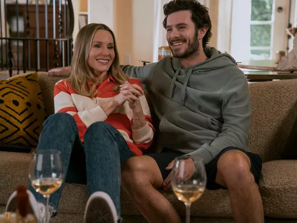 Kristen Bell as Joanne and Adam Brody as Noah on 'Nobody Wants This.'