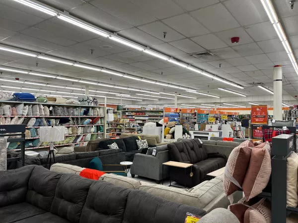 Selección de muebles en Big Lots