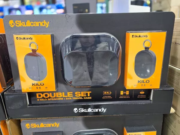 Los altavoces Bluetooth Skullcandy Kilo tienen un diseño duradero y una batería de 24 horas.