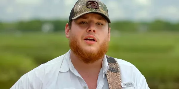 Luke Combs en 'When It Rains It Pours'.