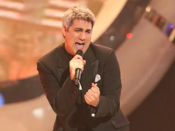 Taylor Hicks ganó la quinta temporada de 