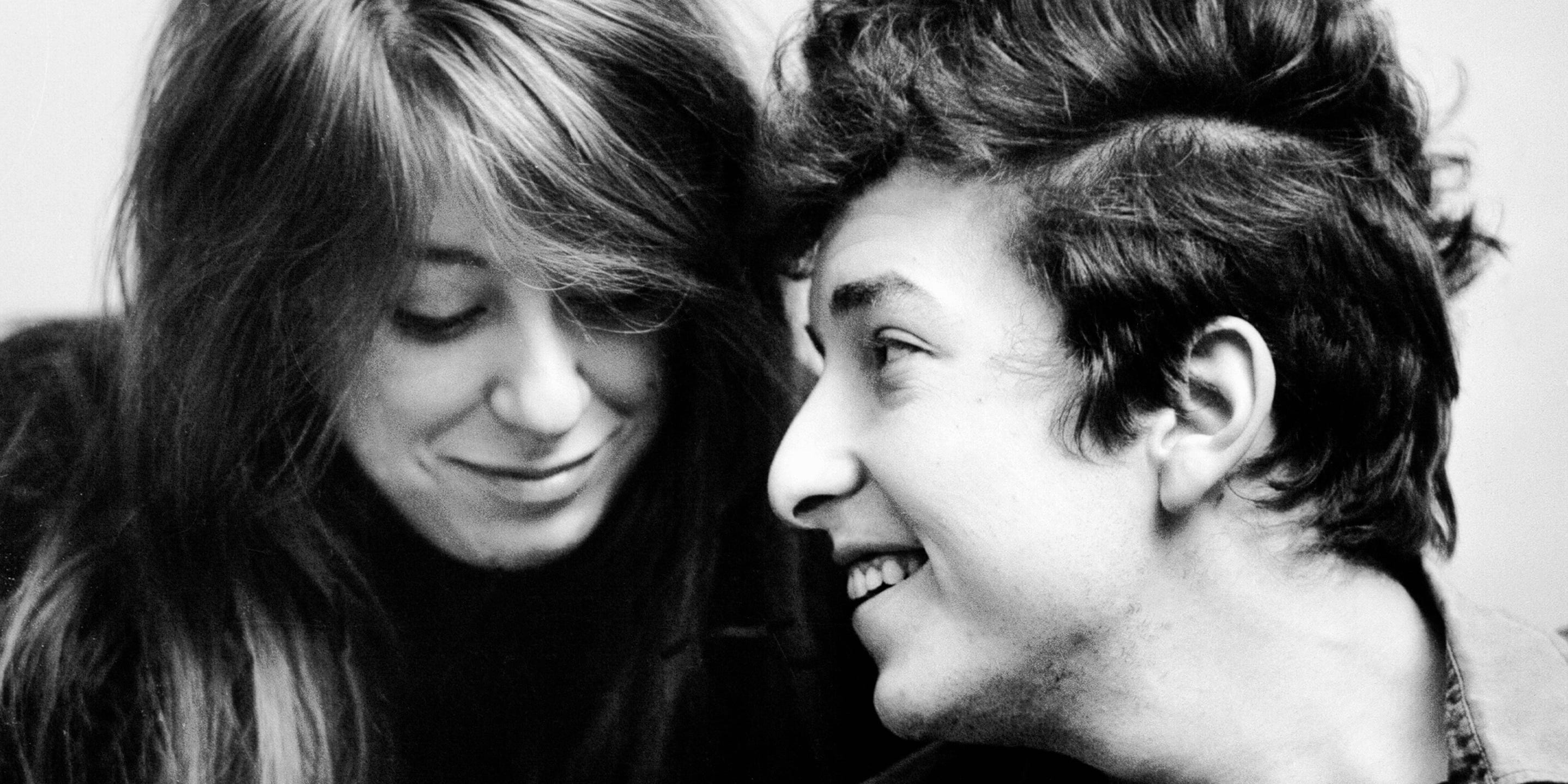 Sylvie Russo en 'A Complete Unknown' se basa en la exnovia de Bob Dylan, Suze Rotolo. Así fue su relación en la vida real.