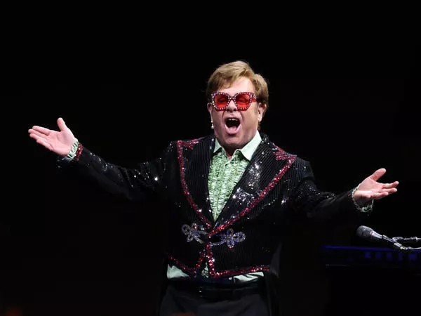 Elton John durante su gira 'Farewell Yellow Brick Road' en Londres. Simone Joyner/Getty Images