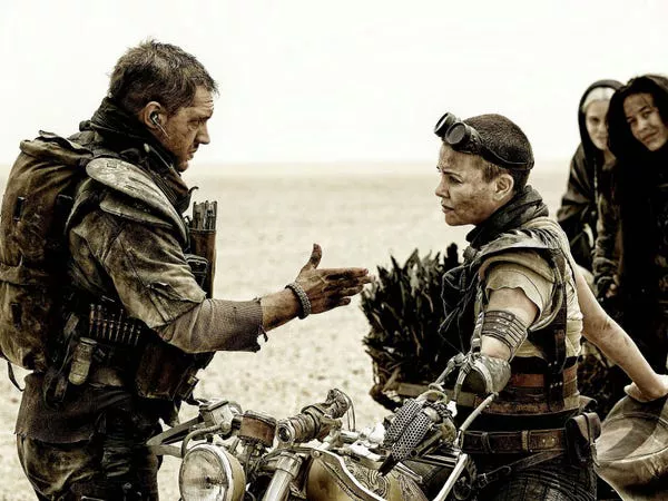 Tom Hardy y Charlize Theron en 'Mad Max: Fury Road.'