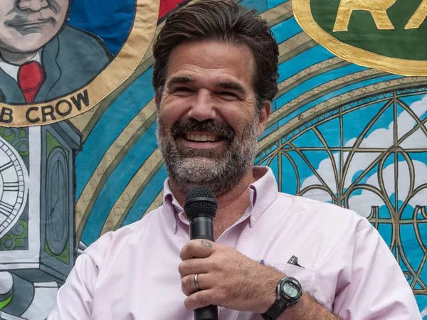 Rob Delaney en junio de 2022