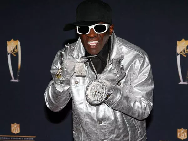 Flavor Flav en febrero de 2023