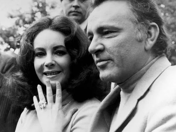 Elizabeth Taylor se casó con Richard Burton por primera vez en 1964. Keystone-France/Contributor/Gamma-Keystone via Getty Images