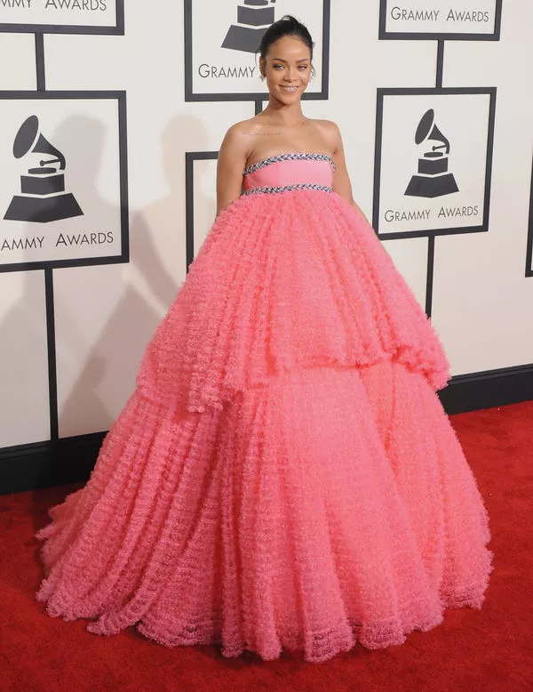 Singer Rihanna arrives at the 57th Grammy Awards on February 8, 2015.