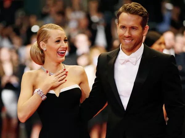 Blake Lively llamó a Ryan Reynolds un 'hermoso escritor.'