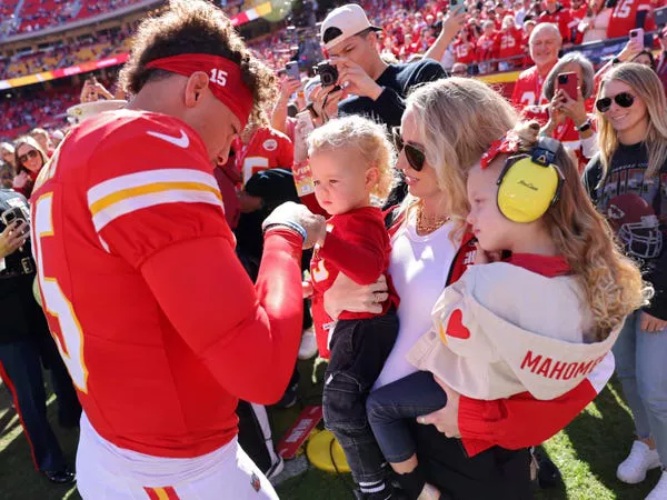 Patrick y Brittany Mahomes tienen tres hijos.