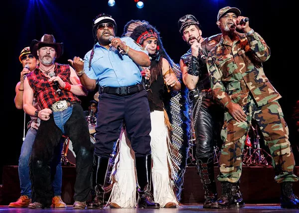 Village People anunció en su página de Facebook que actuará en 'varios eventos' como parte de la inauguración.