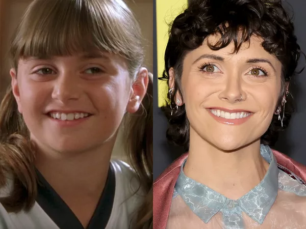 Alyson Stoner como Sarah Baker en 'Una familia de Diez'