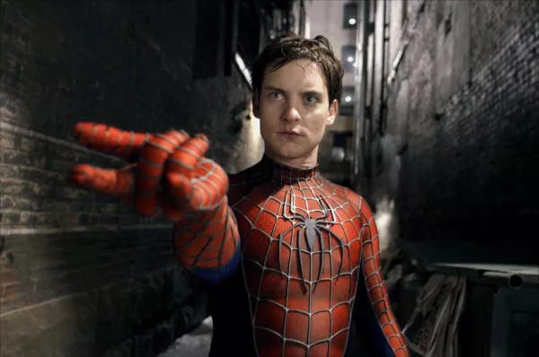 Tobey Maguire como Spider-Man.