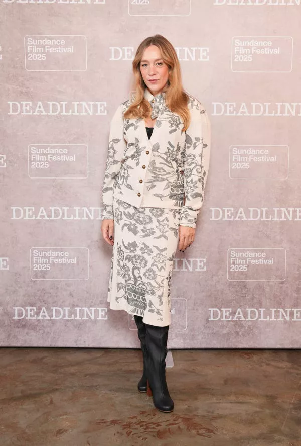 Chloë Sevigny asiste al Festival de Cine de Sundance 2025.