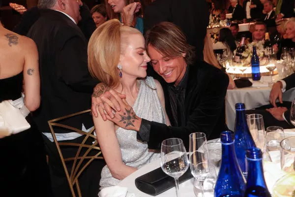 Nicole Kidman y Keith Urban en los Golden Globes 2025