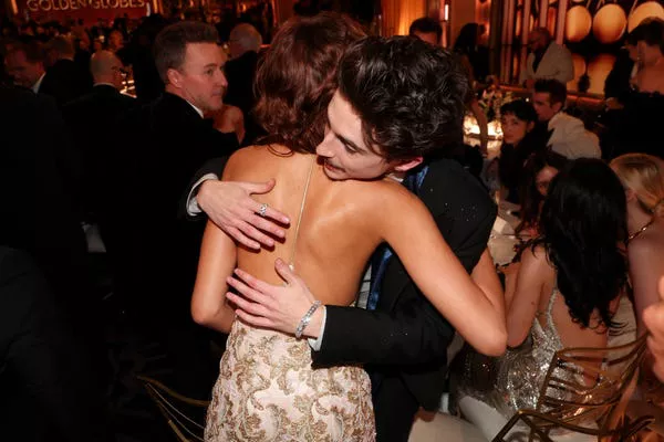 Zendaya y Timothée Chalamet en los Golden Globes 2025