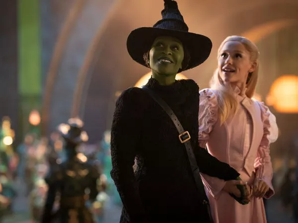 Cynthia Erivo y Ariana Grande en 'Wicked'.