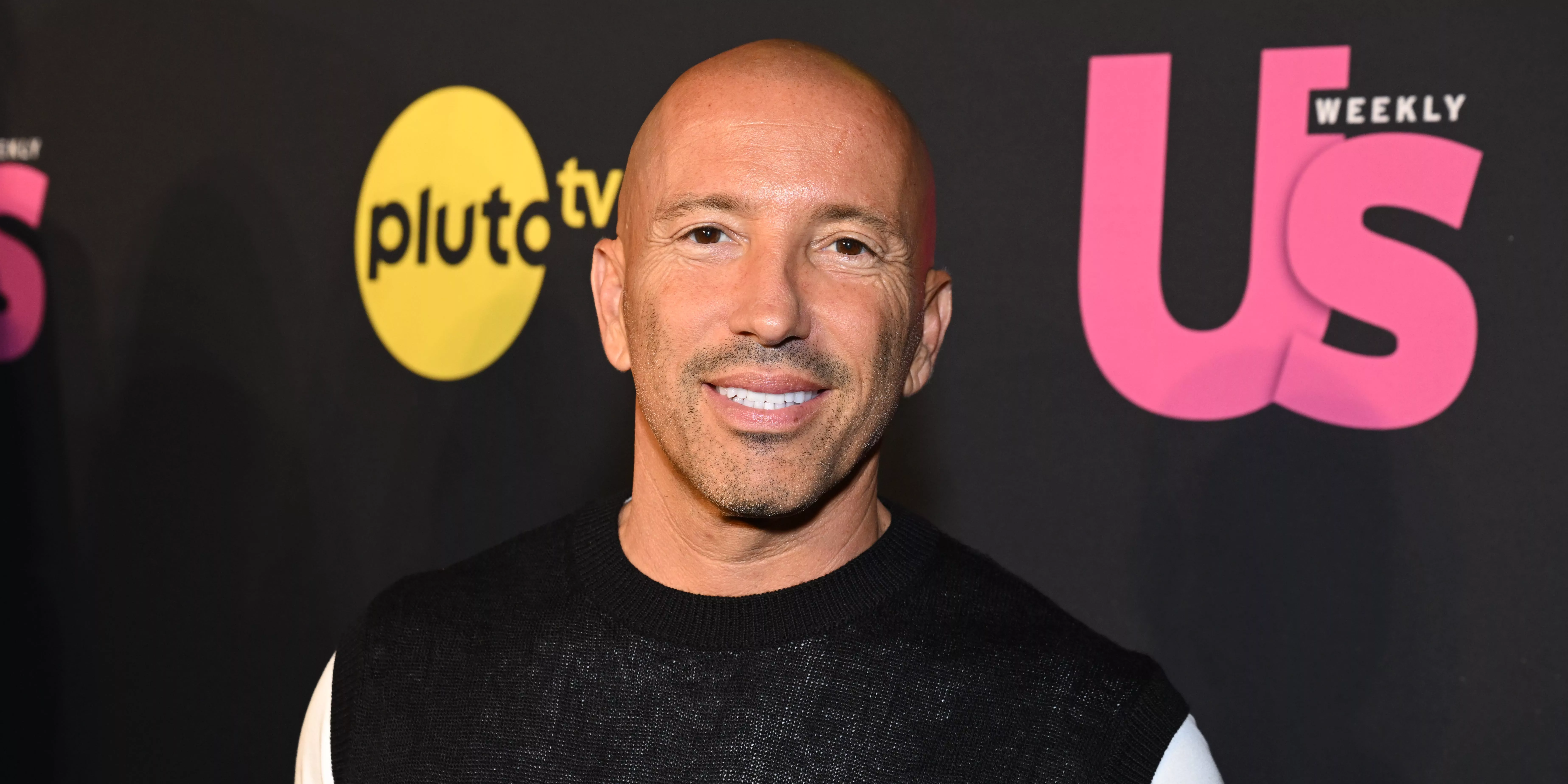 'Selling Sunset' star Jason Oppenheim dice que han pausado las grabaciones de la temporada 9 mientras trabajan en cómo abordar los incendios de LA