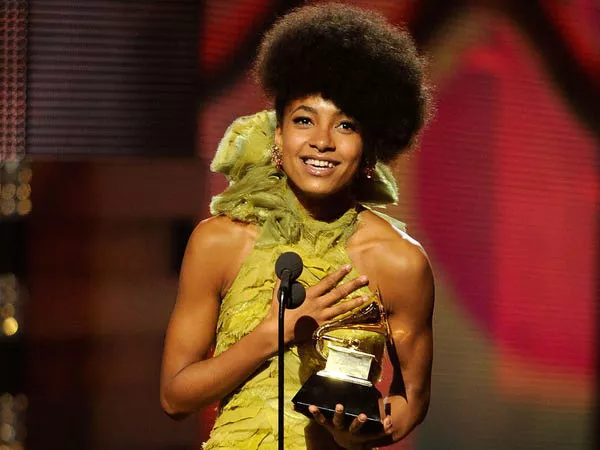 Esperanza Spalding won best new artist in 2011