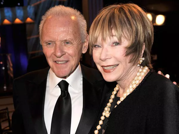 Anthony Hopkins y Shirley MacLaine en los SAG Awards 2009.