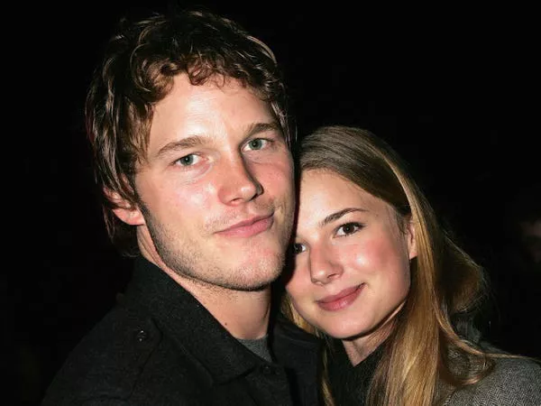 Chris Pratt y Emily VanCamp asistieron a la fiesta de Xbox 360 'Gears of War' en 2006.