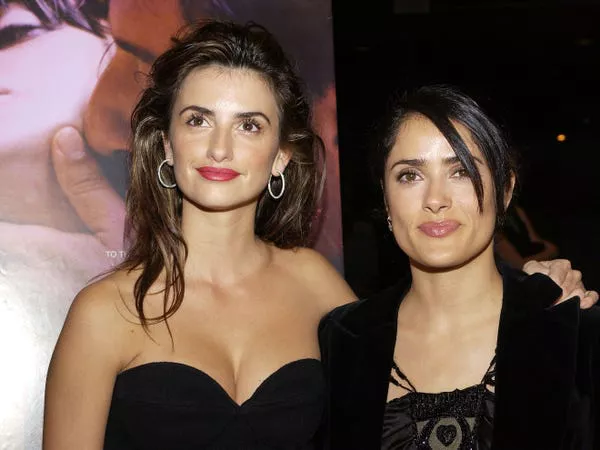 Penélope Cruz y Salma Hayek en 2005