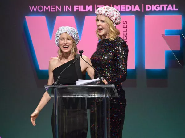 Naomi Watts y Nicole Kidman en 2015