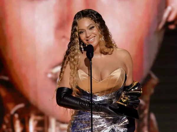 Beyoncé gana su Grammy récord.