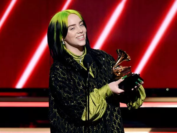 Billie Eilish en los Grammy 2020.