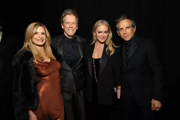 Kyra Sedgwick, Kevin Bacon, Christine Taylor y Ben Stiller en 'SNL50.'