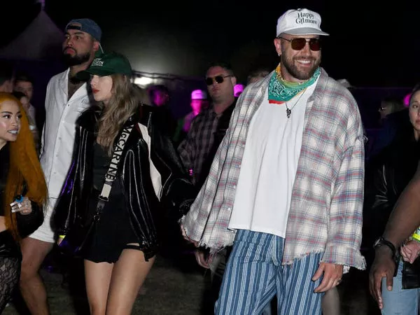 Ice Spice, Taylor Swift y Travis Kelce en Coachella.