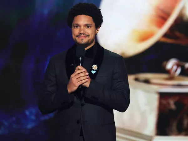 Trevor Noah presenta los Grammy Awards 2025