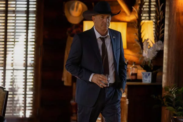 Kevin Costner as John Dutton in 'Yellowstone.'