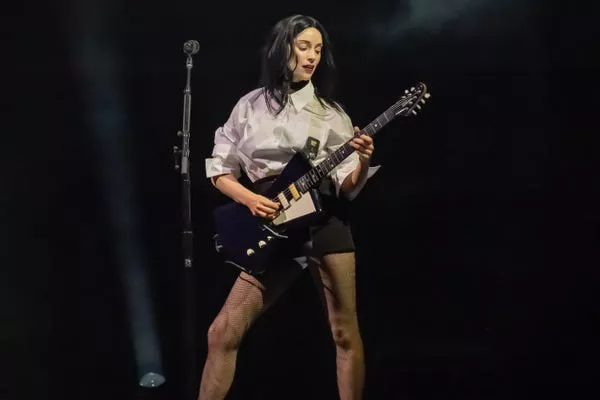 St. Vincent actúa en el Festival The Thing 2024