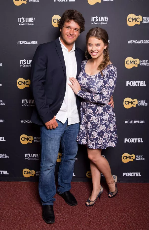 Bindi Irwin y Chandler Powell en los Country Music Channel Awards 2016.