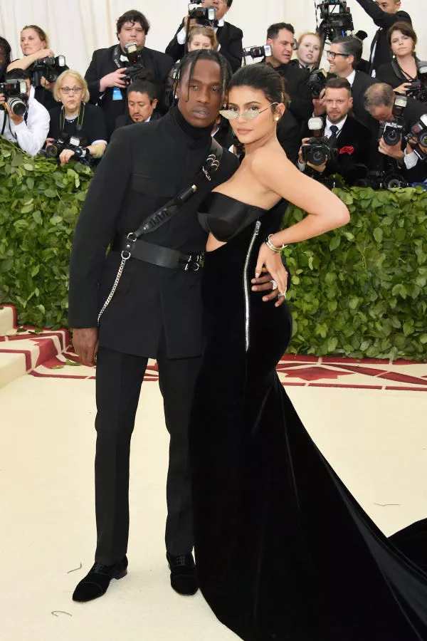 Travis Scott y Kylie Jenner en el Met Gala 2018.