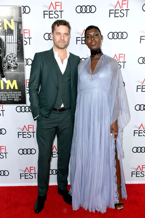 Joshua Jackson y Jodie Turner-Smith en el AFI Fest 2019.