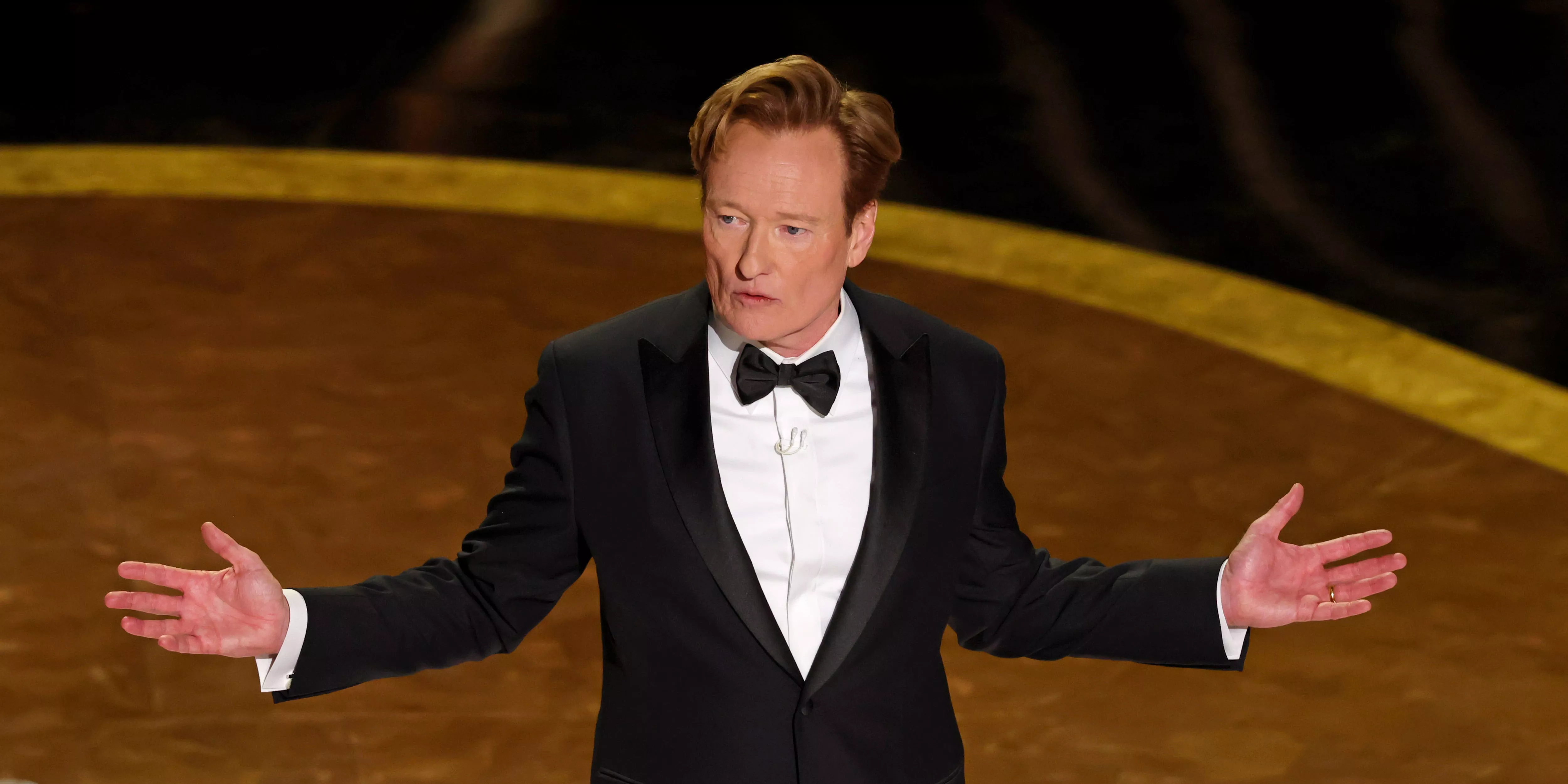 El monólogo de Conan O'Brien en los Oscars 2025 hizo un chiste incómodo sobre la polémica de la estrella de 'Emilia Pérez', Karla Sofía Gascón