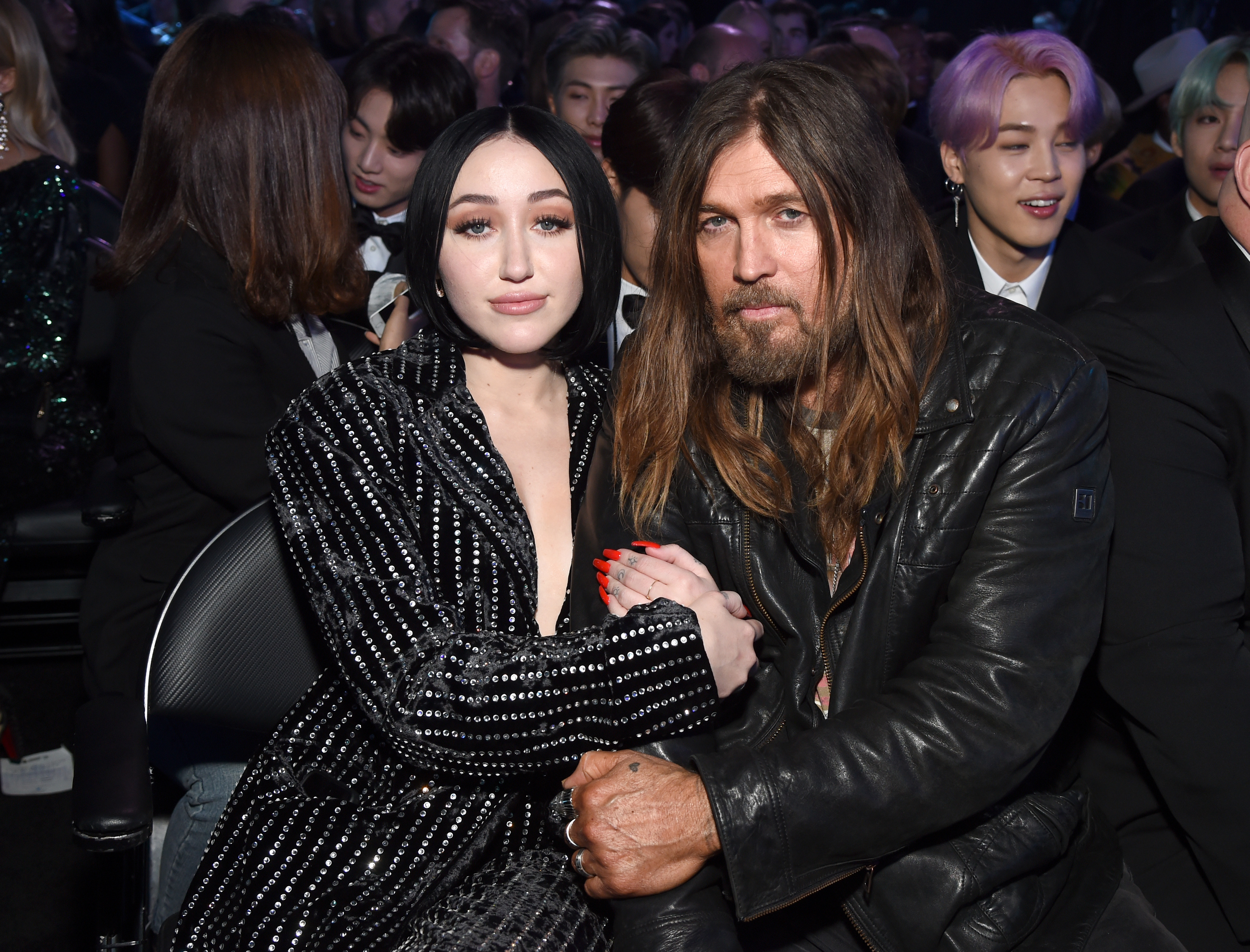 ¿Noah Cyrus y Billy Ray Cyrus todavía se hablan?